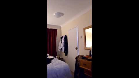 boby4567586535 online show from 05-06-26, 03:35