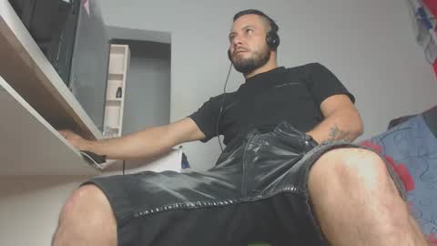 body xxx online show from 11-30-25, 08:18