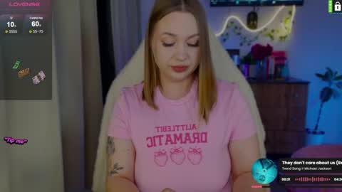 Snapshot of bodylina chatting on 06-11-26, 08:40 Lina online show from 06-11-26, 08:40