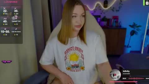 Snapshot of bodylina chatting on 06-14-26, 08:11 Lina online show from 06-14-26, 08:11