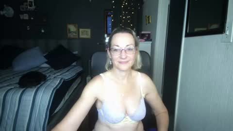 Ningifun couple online show from 01-09-25, 05:22