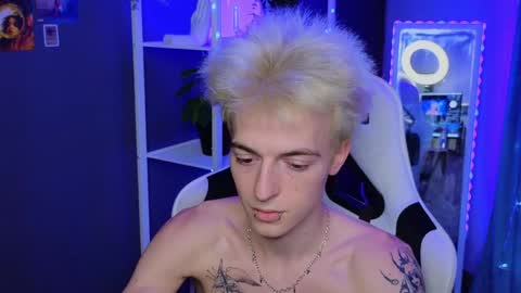 ALEXPVT IS OPEN online show from 01-31-25, 01:12