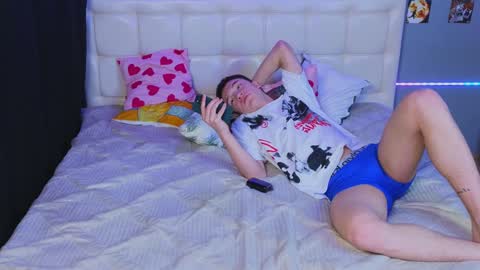 ALEXPVT IS OPEN online show from 02-04-25, 08:17