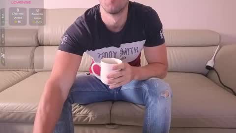 boiteasex online show from 05-09-26, 03:56