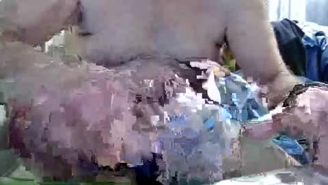 Snapshot of bolbil1 chatting on 01-09-26, 01:03 bolbil1 online show from 01-09-26, 01:03