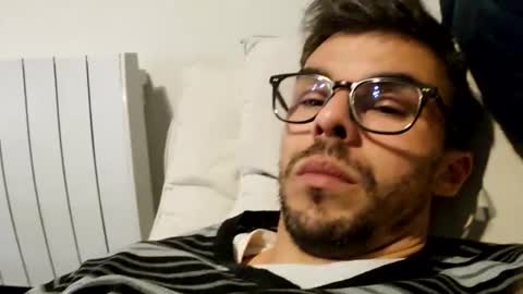 Snapshot of bomale89 chatting on 01-06-25, 08:50 bomale89 online show from 01-06-25, 08:50