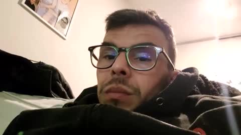 Snapshot of bomale89 chatting on 01-21-25, 09:04 bomale89 online show from 01-21-25, 09:04