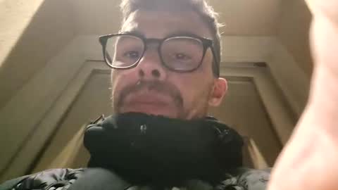 Snapshot of bomale89 chatting on 02-09-25, 10:43 bomale89 online show from 02-09-25, 10:43