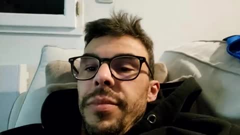 Snapshot of bomale89 chatting on 02-10-25, 10:40 bomale89 online show from 02-10-25, 10:40