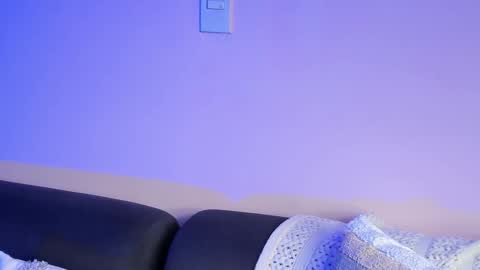 Snapshot of bombon_111 chatting on 03-12-26, 11:38 bombon online show from 03-12-26, 11:38