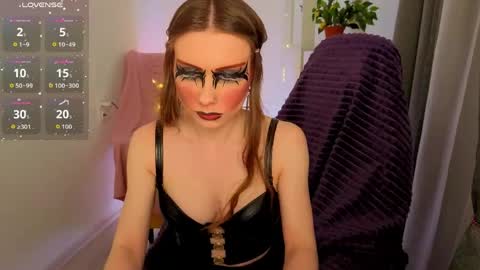 Karen online show from 05-08-26, 04:23