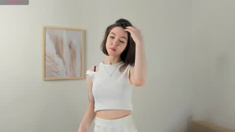 Snapshot of bondistar chatting on 10-07-25, 01:19 bondistar online show from 10-07-25, 01:19