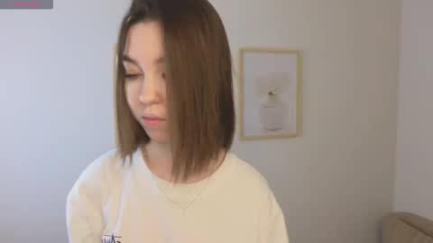 Snapshot of bondistar chatting on 11-04-25, 01:21 bondistar online show from 11-04-25, 01:21