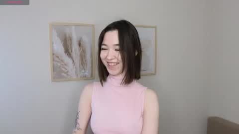 Snapshot of bondistar chatting on 11-08-25, 01:22 bondistar online show from 11-08-25, 01:22