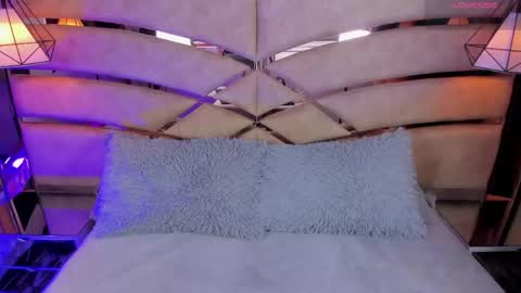bonet_iris online show from 05-13-26, 10:56
