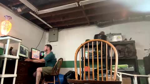 Snapshot of bongripingclitlicker chatting on 09-30-25, 02:27 bongripingclitlicker online show from 09-30-25, 02:27