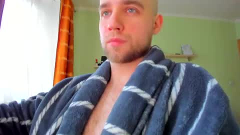 Snapshot of bonirok chatting on 02-26-25, 02:03 Martin online show from 02-26-25, 02:03