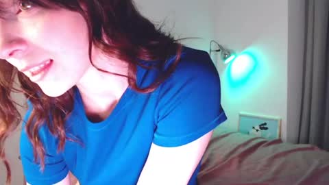 Snapshot of bonjourlabelle chatting on 07-06-26, 05:15 Mary 3 live time content 18 online show from 07-06-26, 05:15