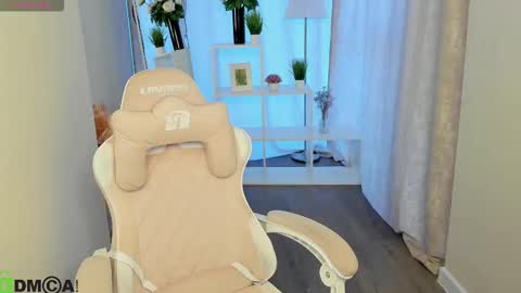 Bonnie online show from 02-10-26, 07:23