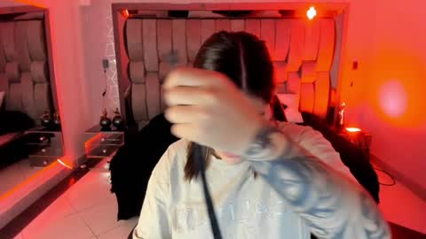 Bonnie  online show from 01-05-25, 10:53