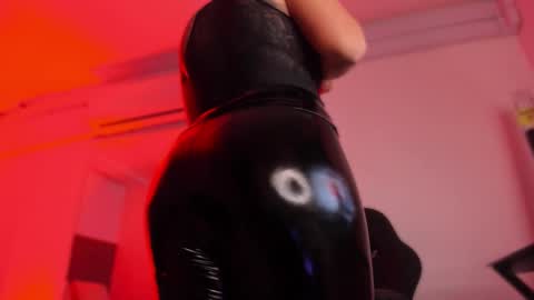 Bonnie  online show from 02-01-26, 11:20