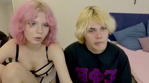 Jessy  Mark online show from 10-26-25, 05:08