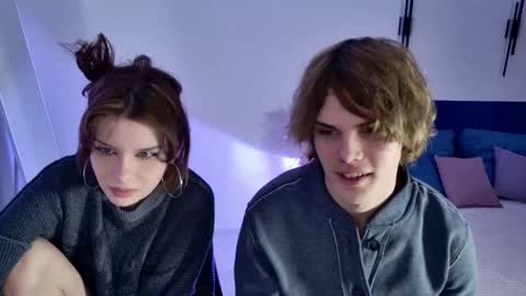 Jessy  Mark online show from 12-15-25, 05:17