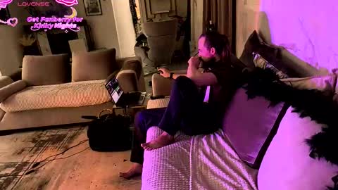 Snapshot of bonnie_and_clyde_11 chatting on 02-28-26, 03:40 Bonnie and Clyde online show from 02-28-26, 03:40