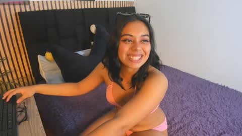 Bonnie online show from 09-16-25, 03:18