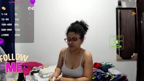 bonnie lam  hello welcome to my room I hope you have fun and you can reach your maximum pleasure here with me online show from 03-15-26, 02:06