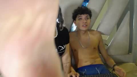 Snapshot of bonnieandclydecf chatting on 12-21-25, 03:30 bonnieandclydecf online show from 12-21-25, 03:30