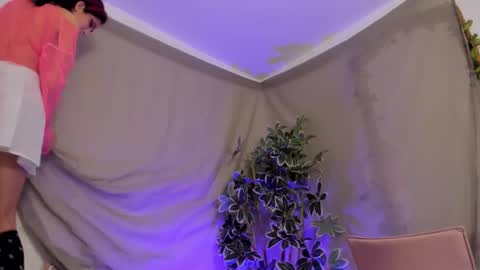   online show from 10-10-25, 11:48