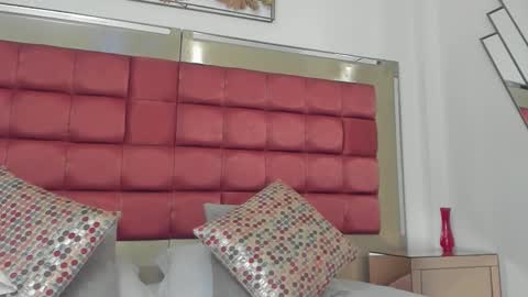   online show from 10-20-25, 11:38