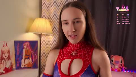 Snapshot of bonniedry chatting on 09-15-25, 12:54 Emma online show from 09-15-25, 12:54