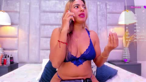 Bonnie online show from 02-06-25, 06:46