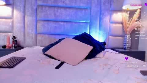 Bonnie online show from 03-10-25, 06:23