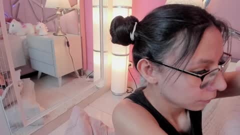 Bonnie  online show from 12-26-24, 03:42