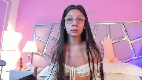 Bonnie  online show from 02-18-25, 02:16