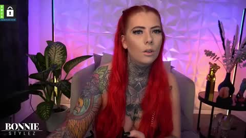 Snapshot of bonniestylez chatting on 10-28-25, 05:00 Bonnie Stylez online show from 10-28-25, 05:00