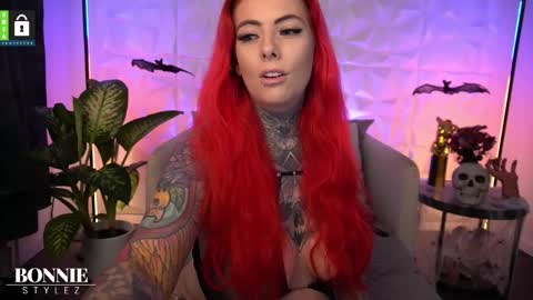 Snapshot of bonniestylez chatting on 10-30-25, 12:56 Bonnie Stylez online show from 10-30-25, 12:56