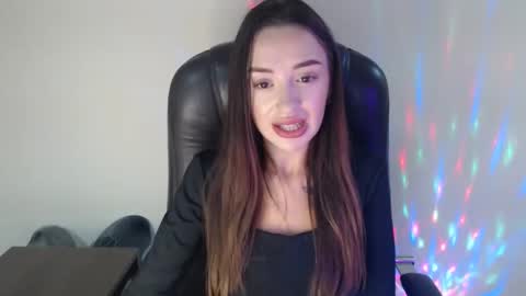 Snapshot of bonniexxx_ chatting on 10-12-25, 07:07 Bonnie online show from 10-12-25, 07:07