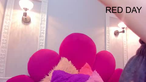 Bonnie online show from 10-16-25, 02:18