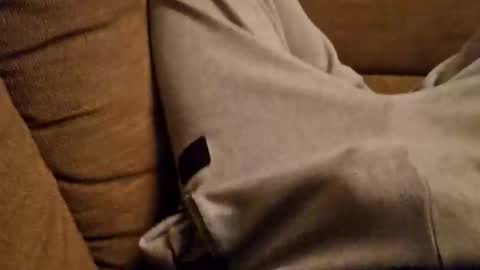 bonny8723 online show from 02-25-25, 08:19