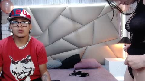 bonny_bonss online show from 12-19-24, 07:18