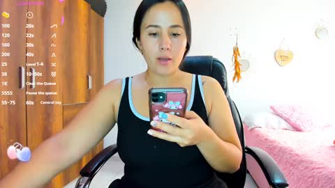 sofia  online show from 01-16-25, 06:59