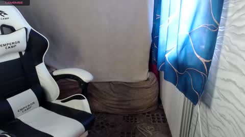 Snapshot of bonny_klyde95 chatting on 01-21-25, 11:35 bonny_klyde95 online show from 01-21-25, 11:35