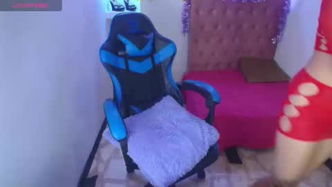 Snapshot of bonnye_star chatting on 12-31-24, 11:06 online show from 12-31-24, 11:06