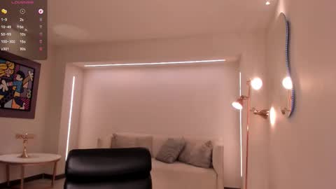 Snapshot of bonnyrosex chatting on 10-18-25, 07:36 Bonny online show from 10-18-25, 07:36