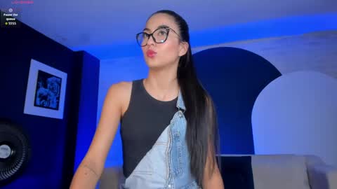 Snapshot of bonnyrosex chatting on 03-20-26, 07:19 Bonny online show from 03-20-26, 07:19