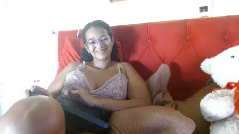 Snapshot of bonvivantb chatting on 01-02-25, 01:40 Queen Bon Vivantt online show from 01-02-25, 01:40